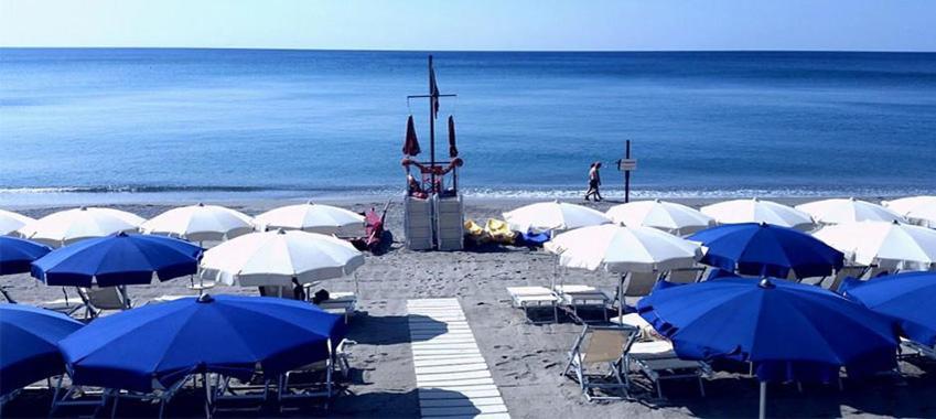 Savona Casa Vacanze Vicino Mare 3 Minuti Wifi Eksteriør bilde