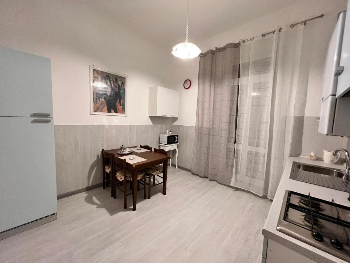 Savona Casa Vacanze Vicino Mare 3 Minuti Wifi Eksteriør bilde